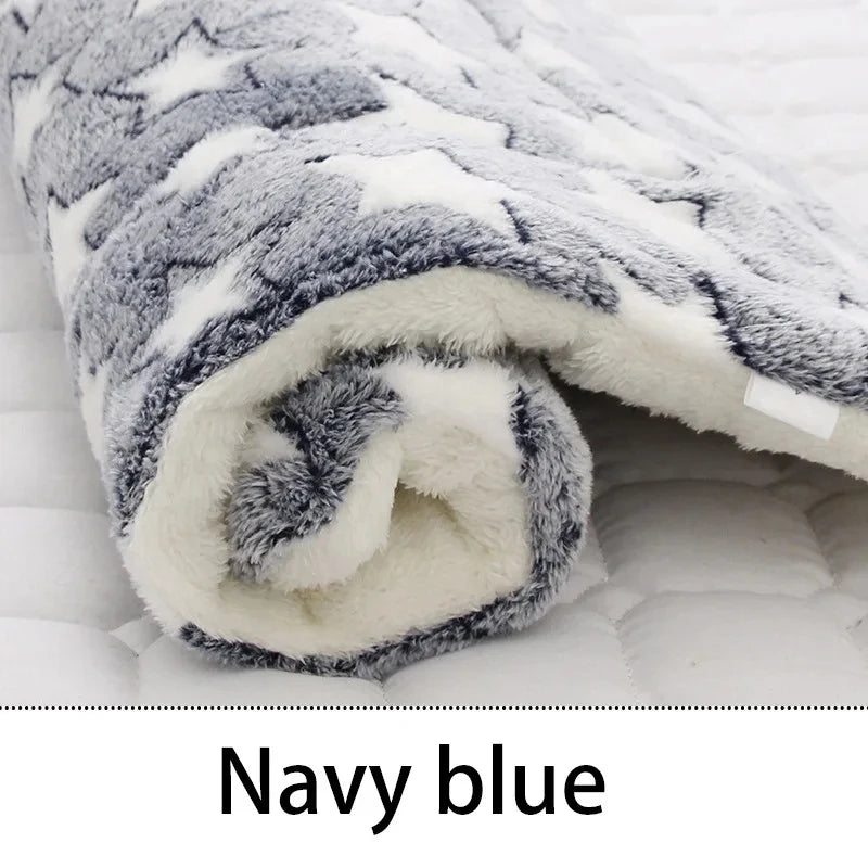 🐾 Flannel Pet Sleeping Mat – Soft Winter Dog & Cat Bed