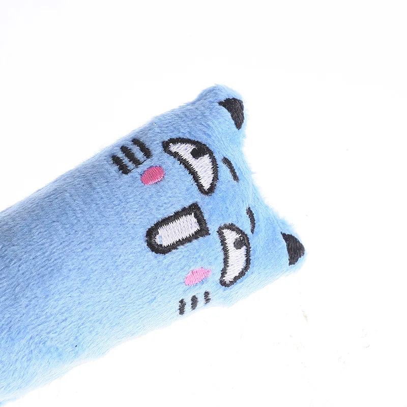Cute Catnip Plush Toy – Interactive Squeaky Cat Toy for Kittens 🐱