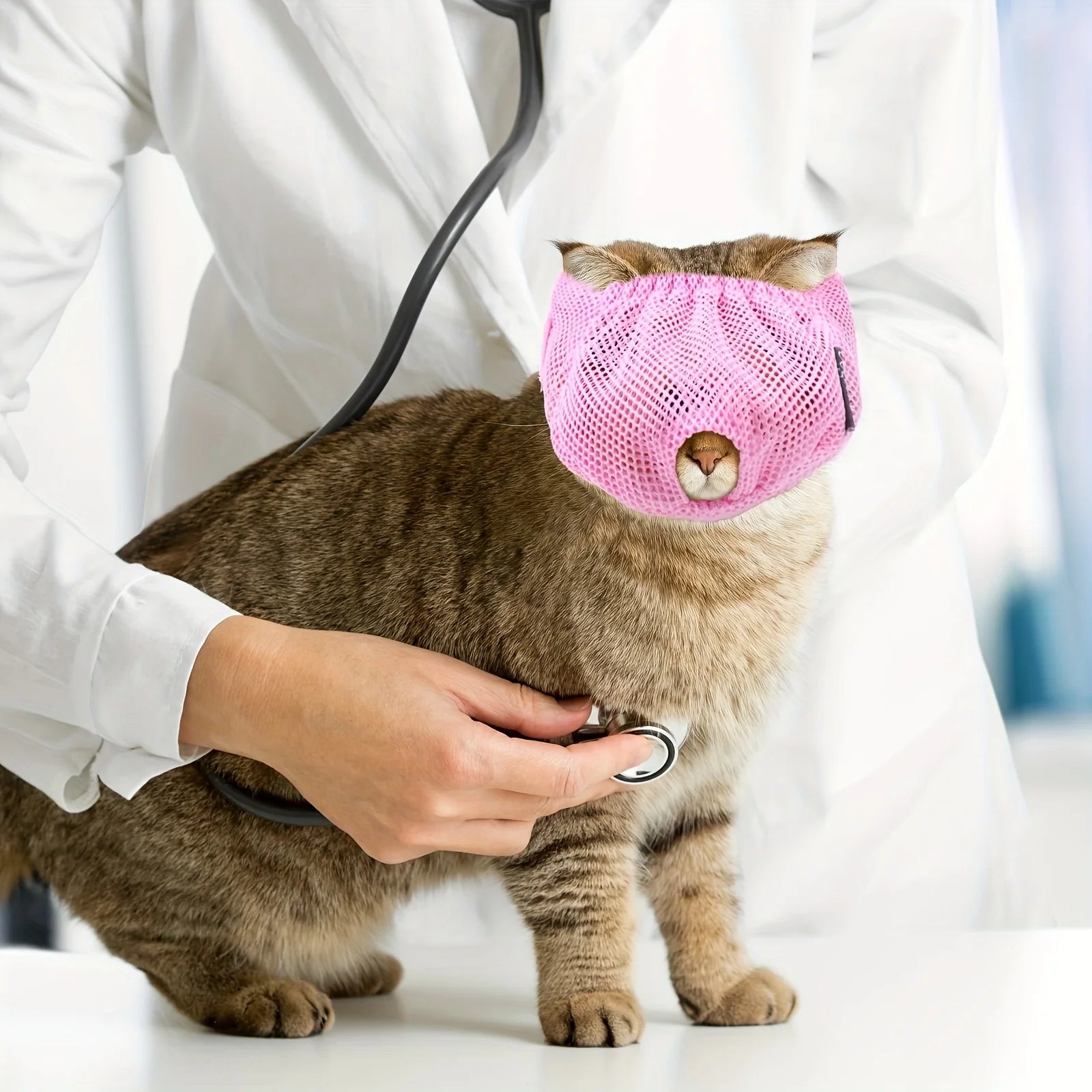 Adjustable Comfortable Cat Muzzle – Safe & Breathable Grooming Accessory