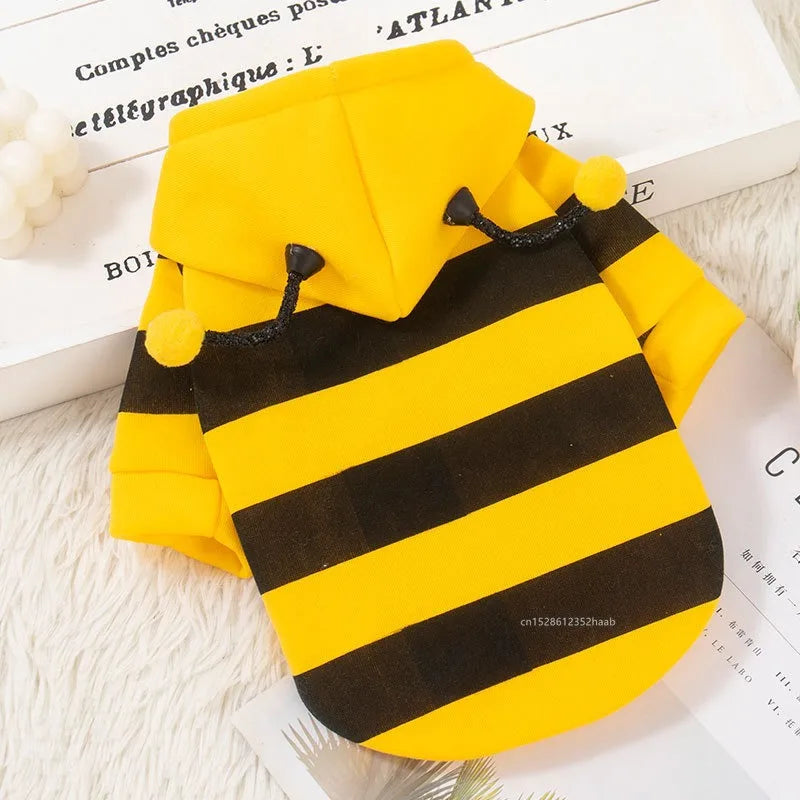 Bee Pet Puppy Coat – Adorable Winter Outfit for Dogs & Cats 🐝❄️